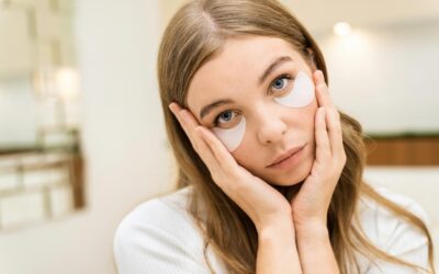 Jakie kremy pod oczy sprawdzają się przy suchej skórze?