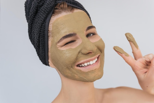 Loreal maska czysta glinka jak stosować w codziennej pielęgnacji?