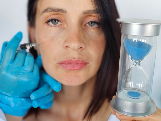 Kwas hialuronowy jakie stężenie wybrać do codziennej pielęgnacji?