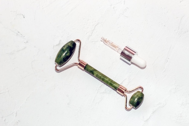 Co nakładać pod derma roller aby poprawić efekty zabiegu?