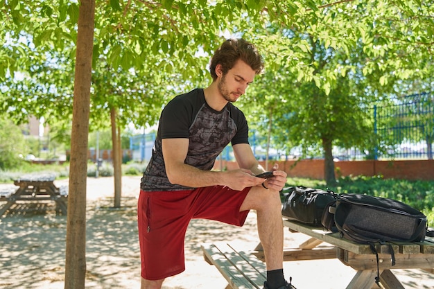 Jak odbudować chrząstkę stawową w kolanie?