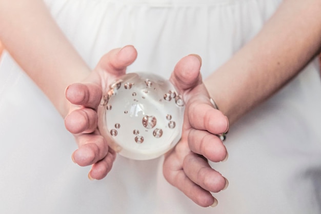 Mucovagin globulki jak stosować w codziennej pielęgnacji intymnej?