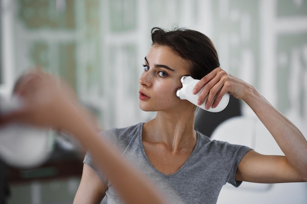 Roller do twarzy jak często stosować dla najlepszych efektów?